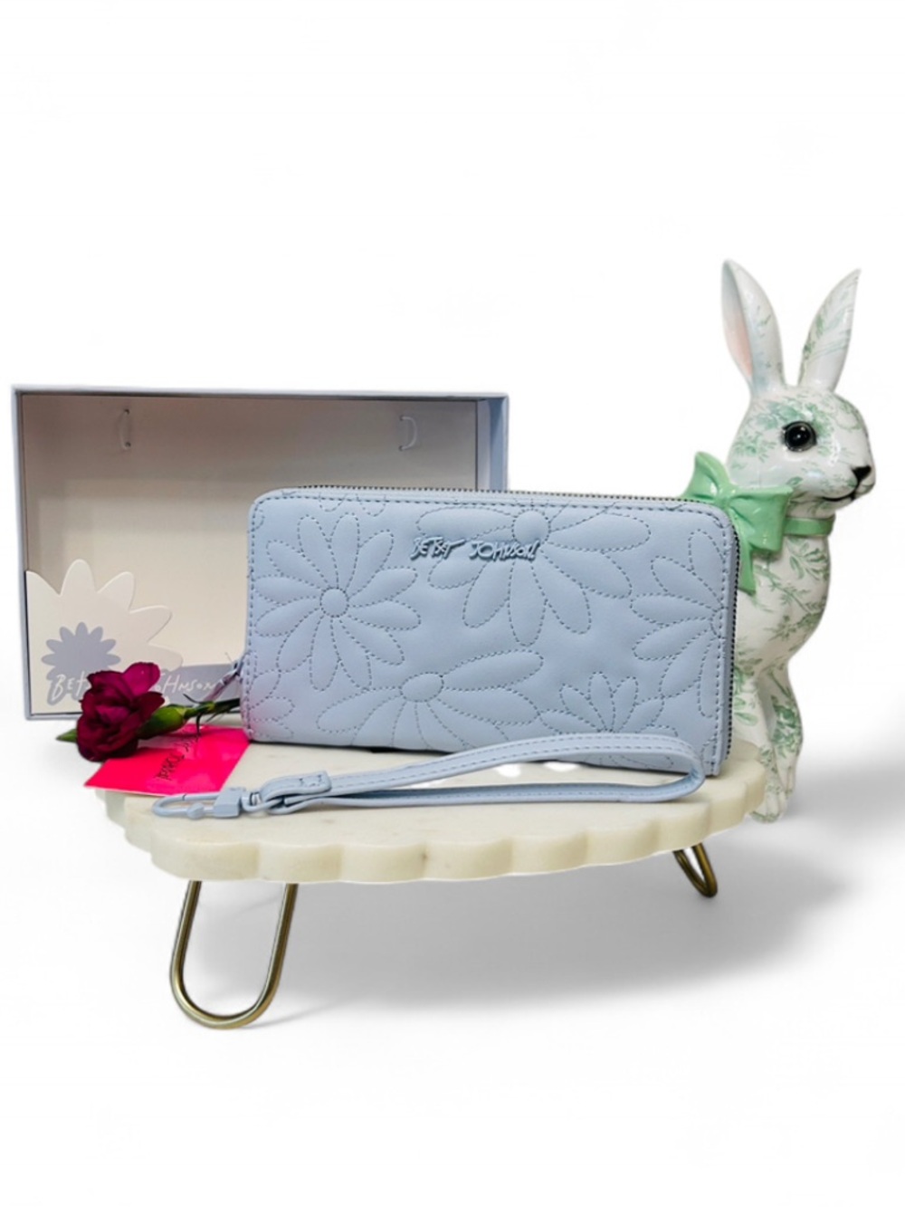 ๐๐ Betsey Johnson Quilted Wildflower Wallet Pastel Blue NWT - Picture 7 of 7